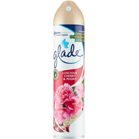 Odświeżacz w sprayu BRISE/GLADE 300 ml Wiśnia z Piwonią